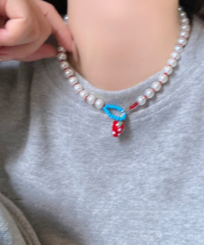 White Alloy Strawberry Pearl Pendant Necklace