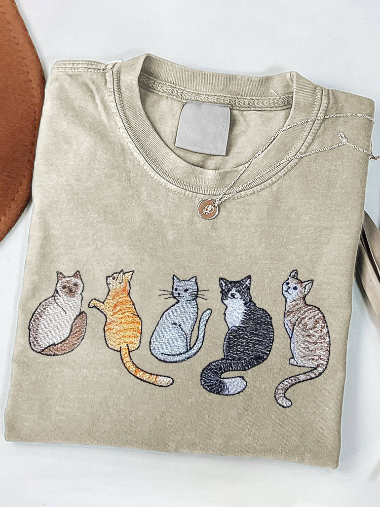 Women's Cats Embroidery Pattern Short Sleeve T-Shirt elevenforest