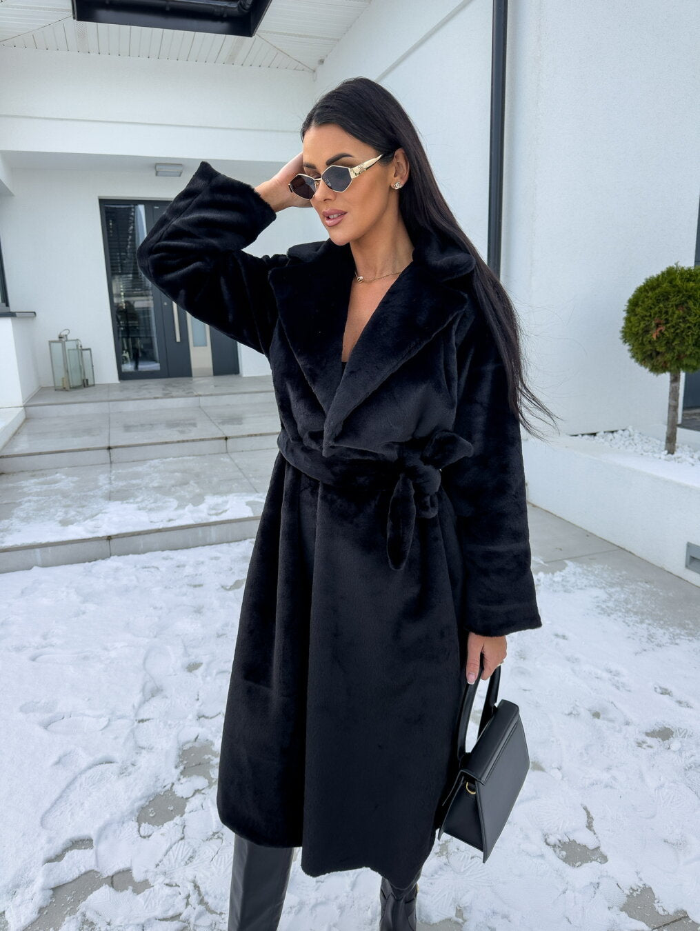 LM | Fluffy long coat for women