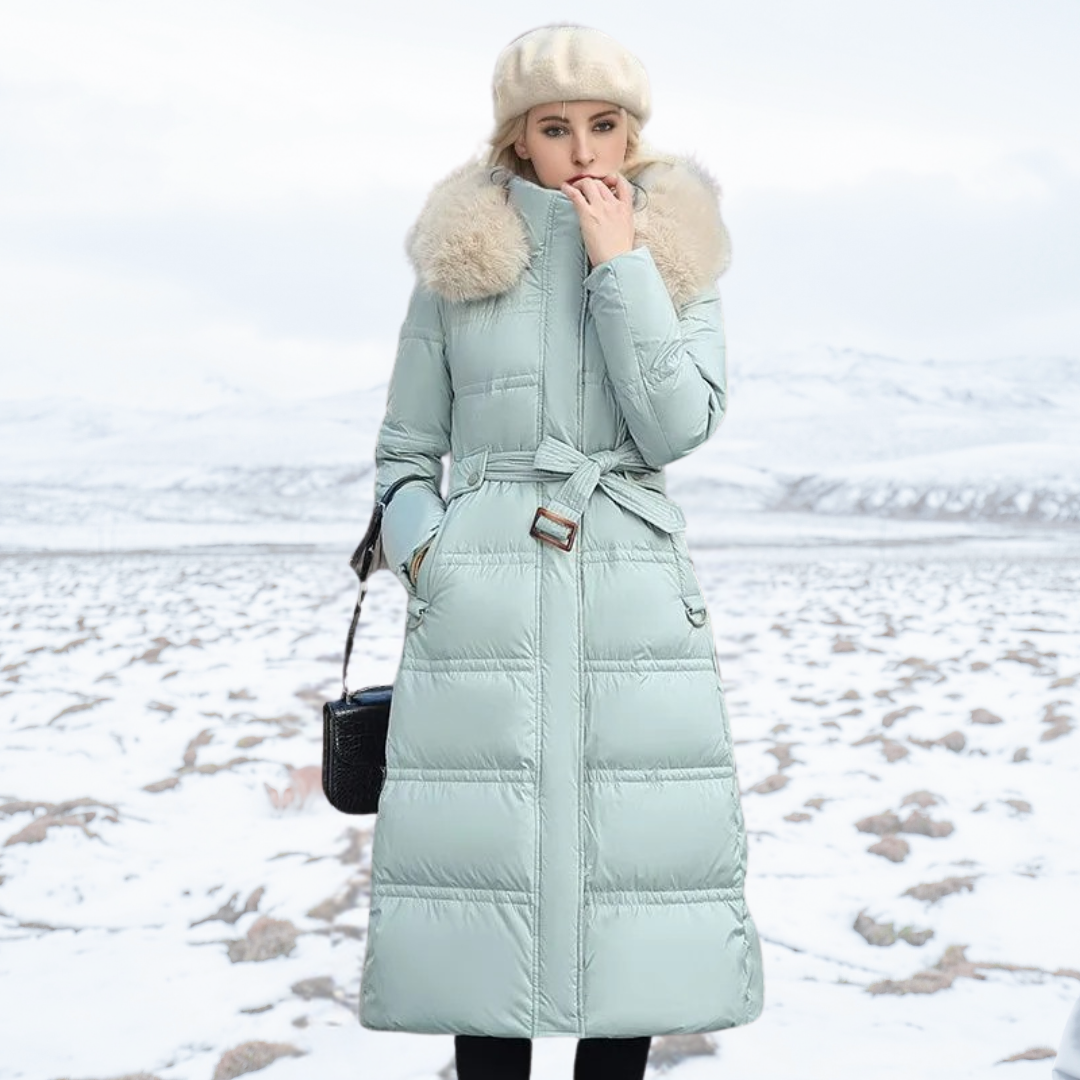 LM | Elegant fur coat for women