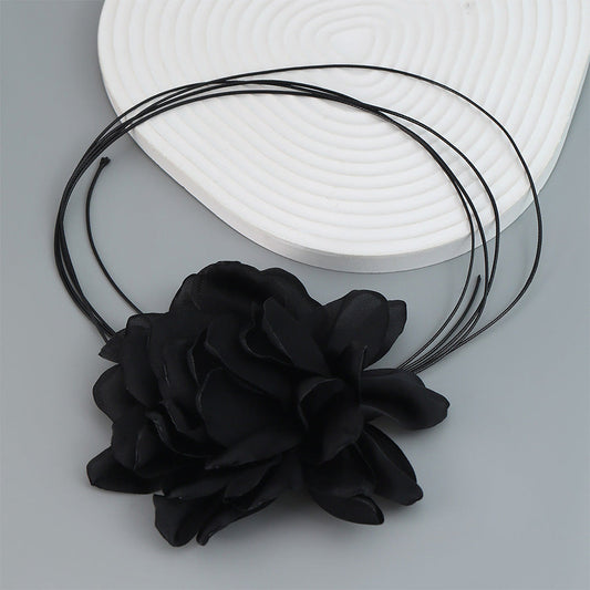 Selected Lace-up Choker Necklace