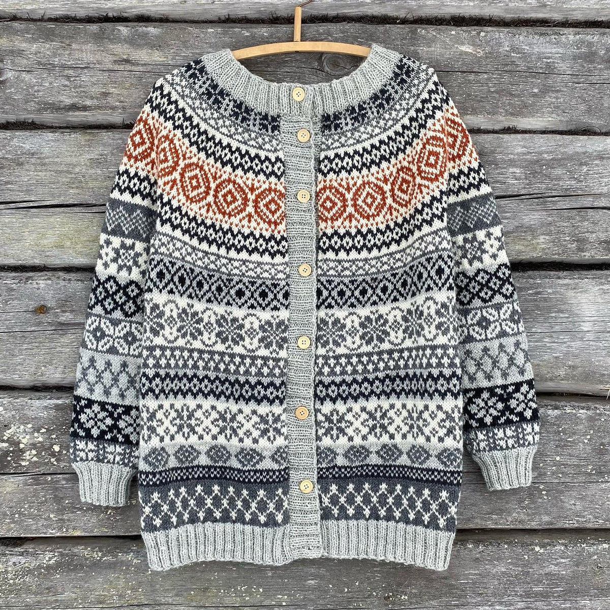 Vintage Knit Icelandic Pattern Women's Sweater elevenforest