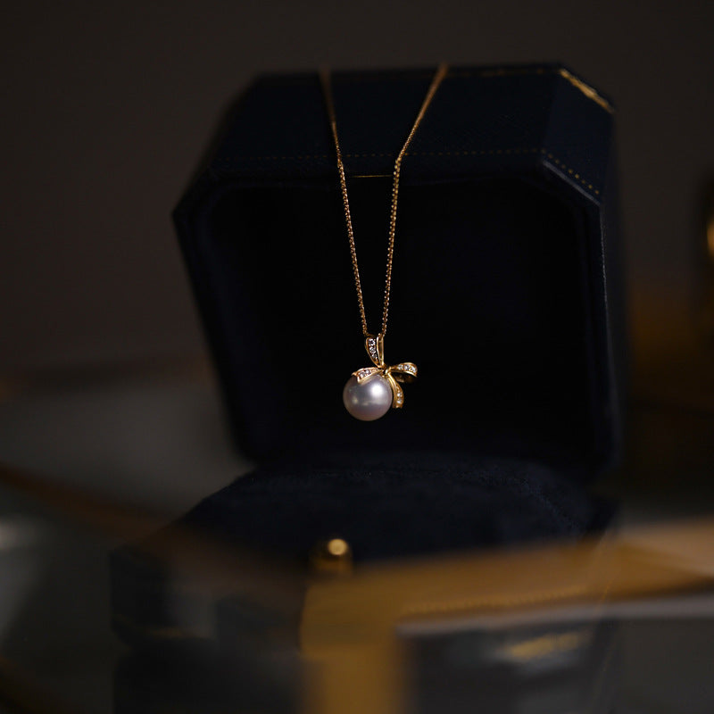 Bow Pearl Necklace
