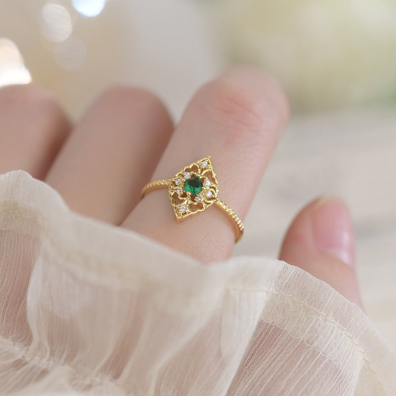 Elsie Baroque Emerald Ring