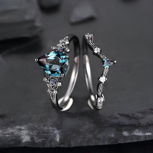 Bloom of the Dark Moon Ring Set