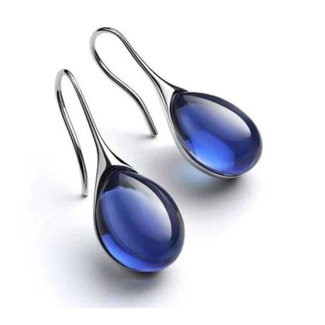 Romantic Gold Earring for Special Moments