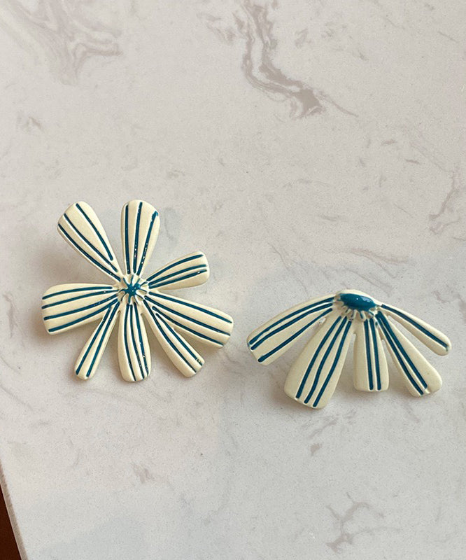 Beige Sterling Silver Asymmetric Stud Earrings Kx1012