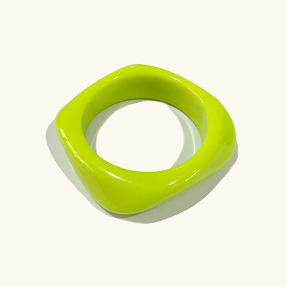 Avaria Acrylic Bangle