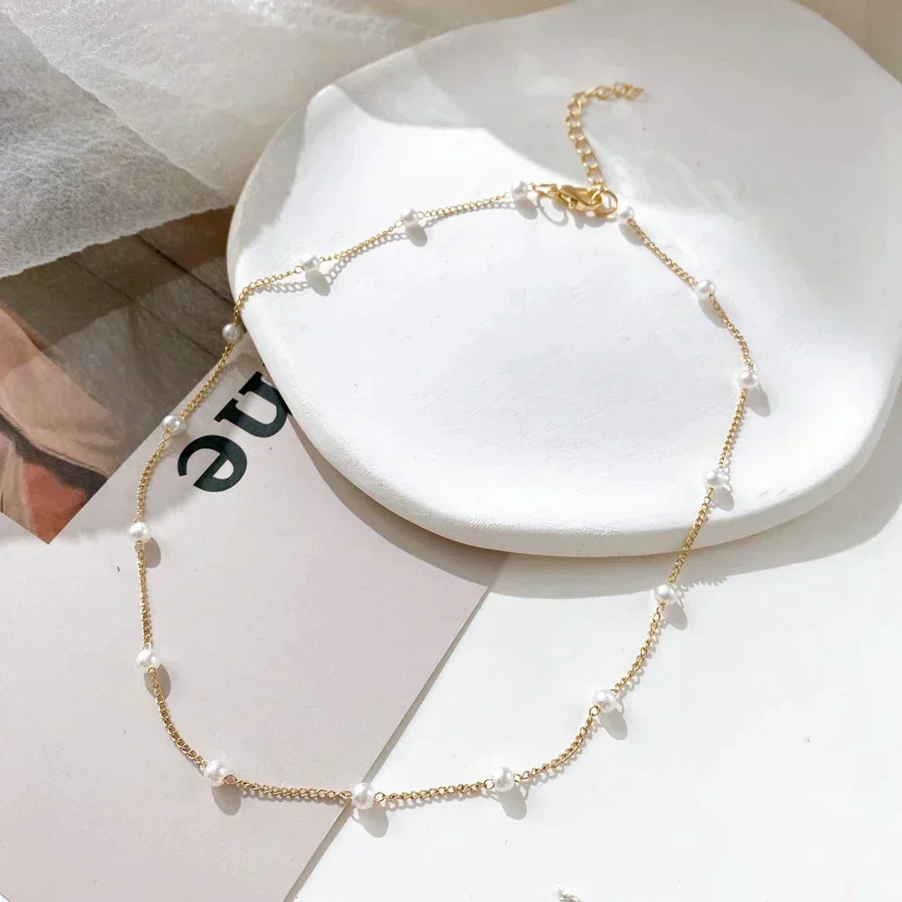 Romantic Gold Necklace for Special Moments