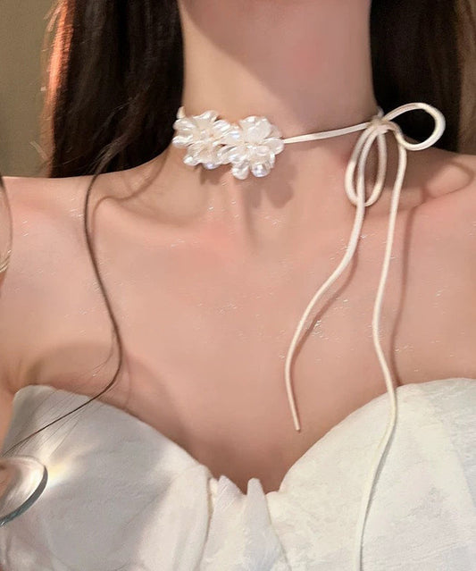 White Leather Bow Tie Lace Pendant Necklace Yu003