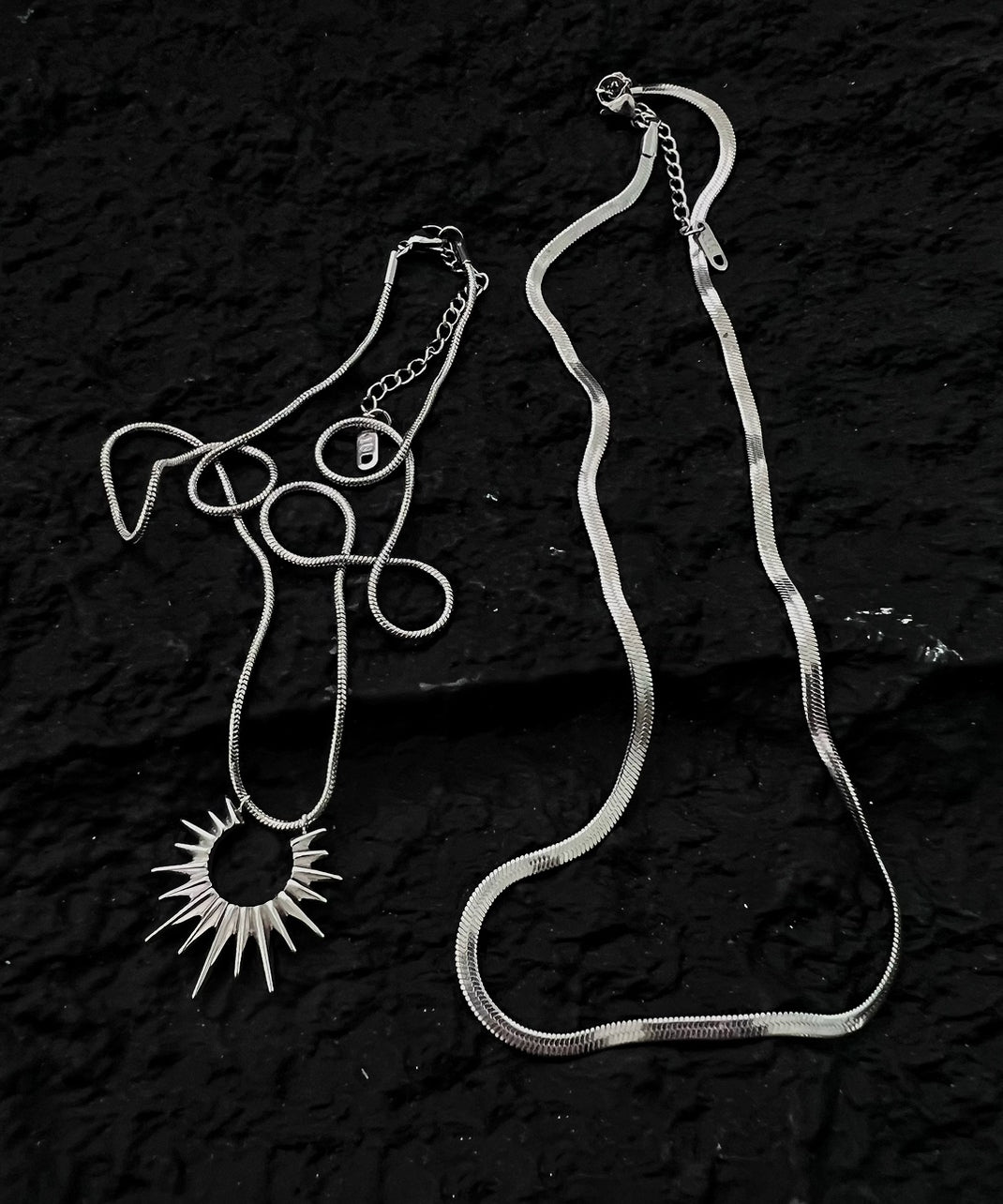 Fine Silk Stainless Steel Bilayer Sun God Pendant Necklace Qq046