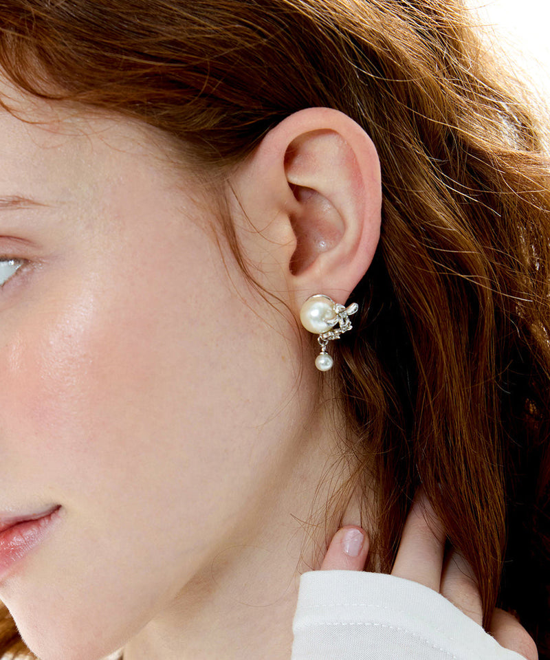 Pearl Original Design Silver Stud Earrings
