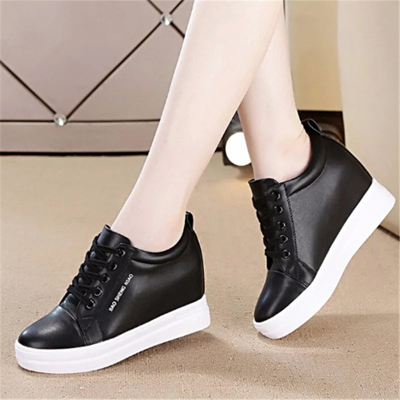 Tailored and Comfortable Orthopedic Heels