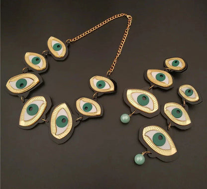 Green Eyes Earrings & Necklace Set