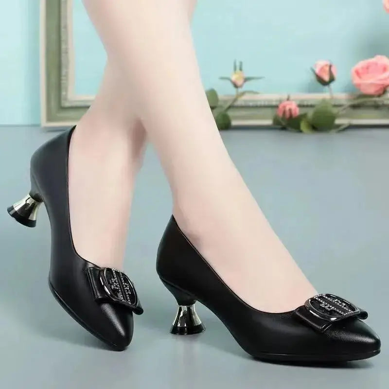 Tailored and Comfortable Orthopedic Heels