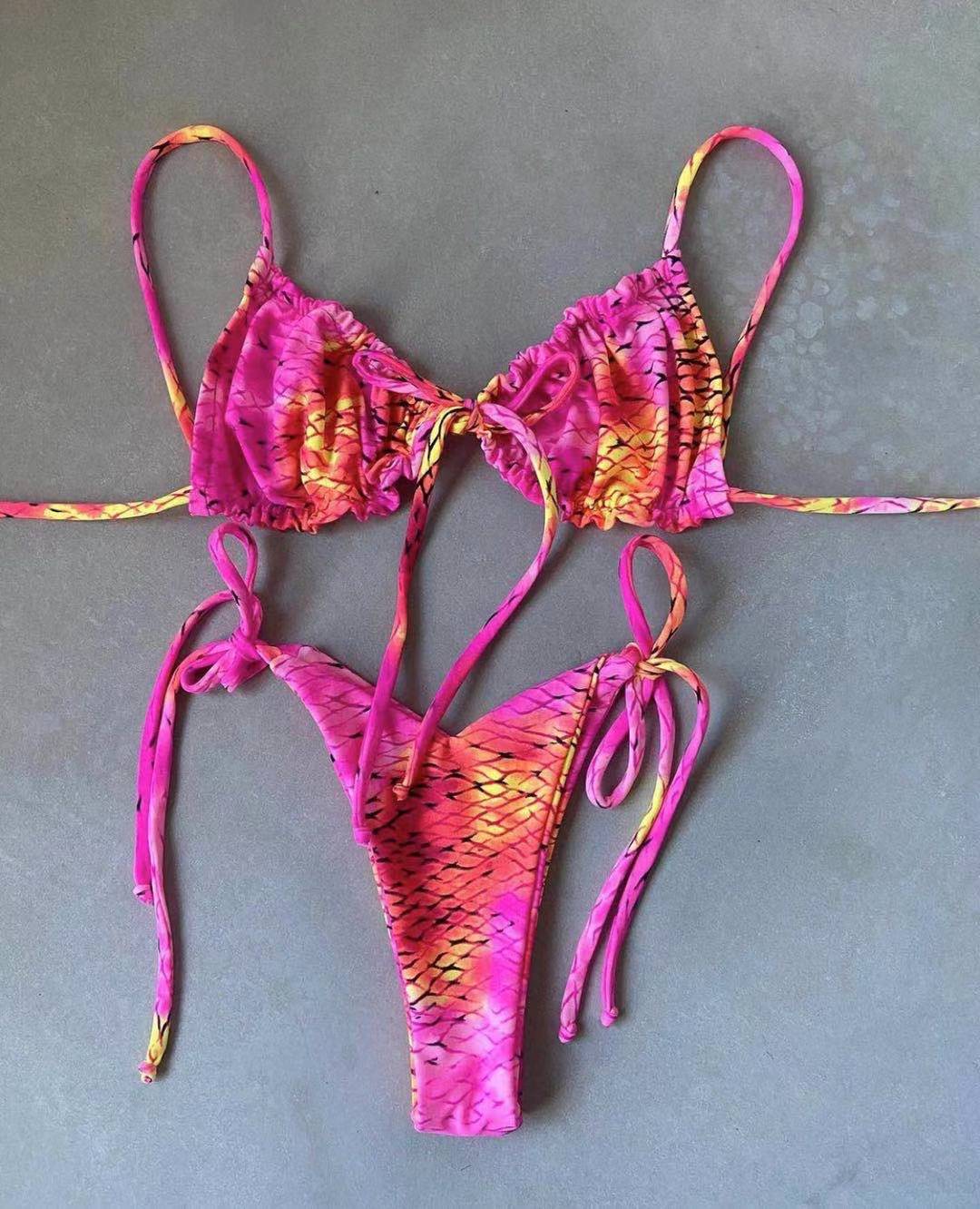 Flavia® | Timeless and Bikini