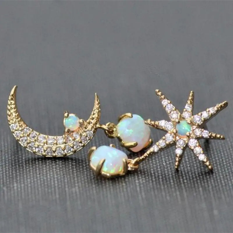 Classic Gold Earring with Timeless Appeal