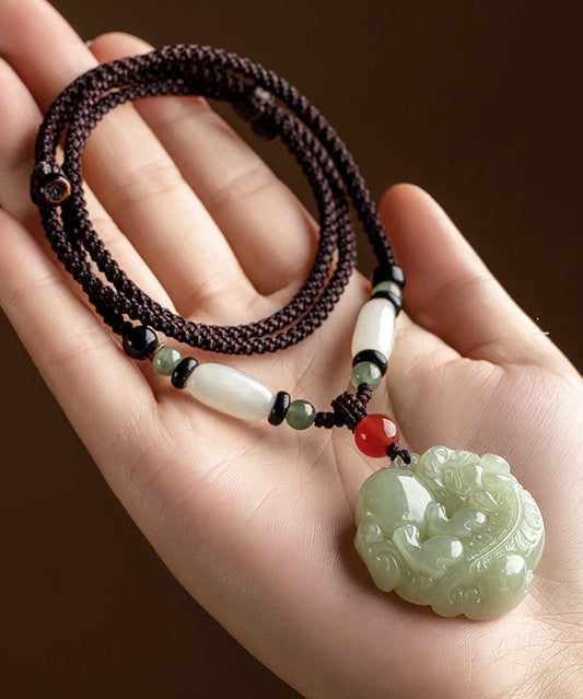 Handmade Black Jade a Mythical Wild Animal Pendant Necklace Kx1043