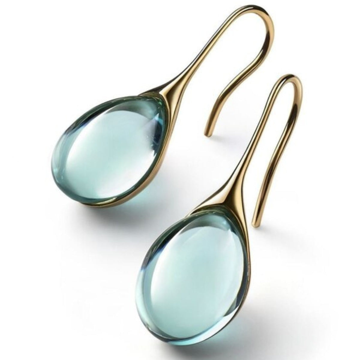 Romantic Gold Earring for Special Moments