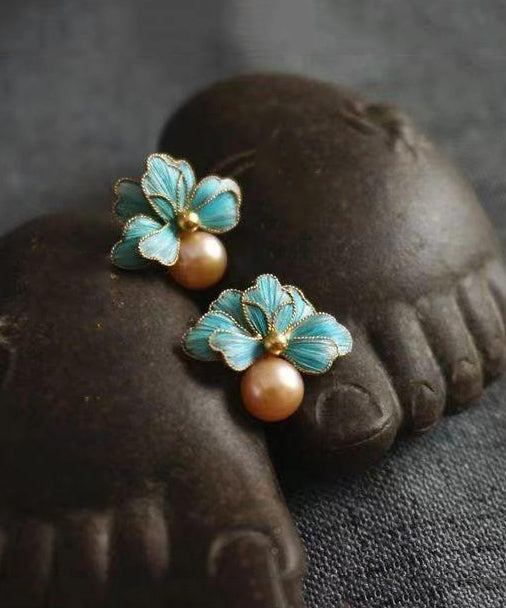 New Original Design Pearl Stud Earrings