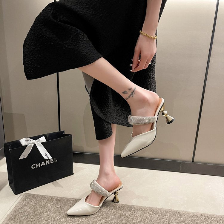 Graceful Orthopedic Sandals for Modern Look