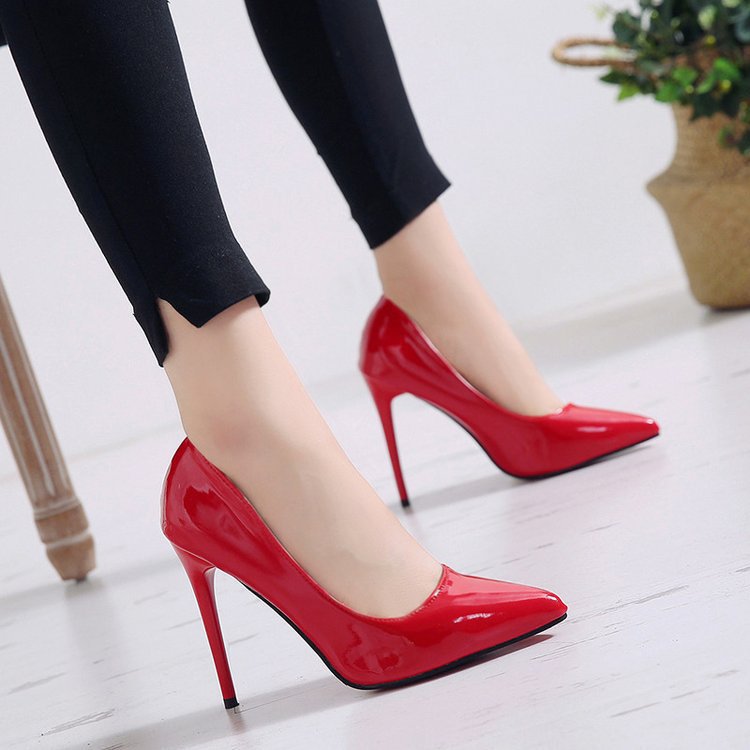 Graceful Orthopedic Heels for Modern Look