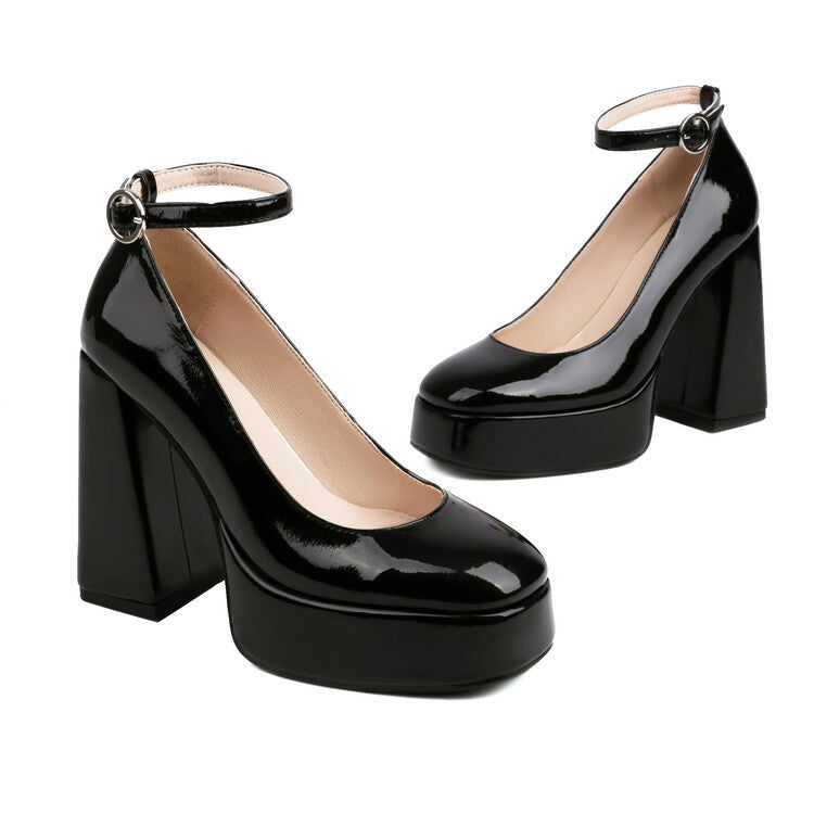 Chic Orthopedic Heels with Unique Design