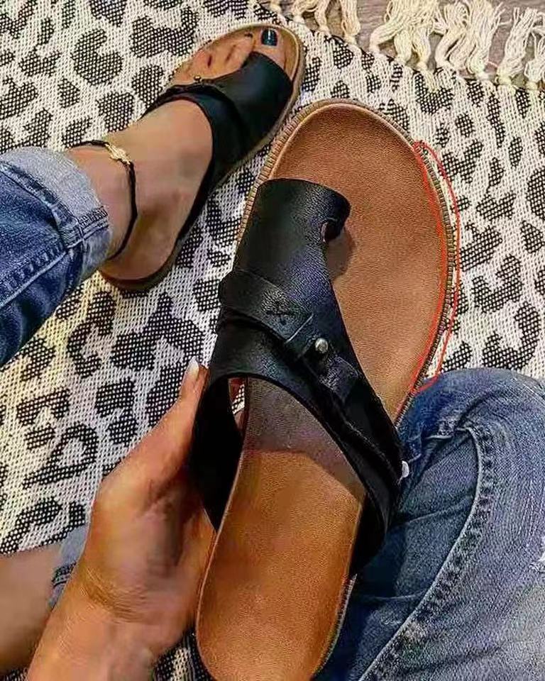 Graceful Orthopedic Sandals for Modern Look
