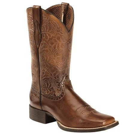 Graceful Orthopedic Boots for Modern Look