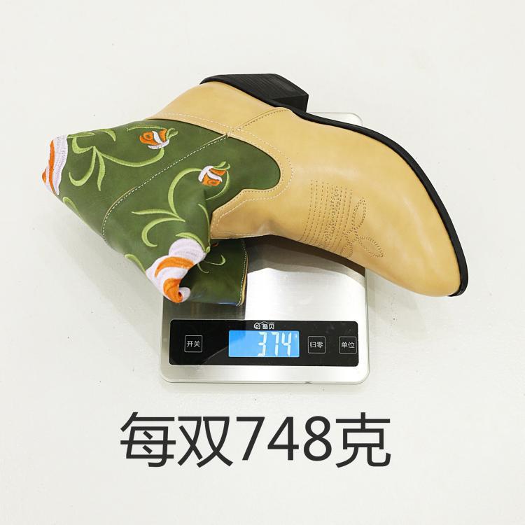 Graceful Orthopedic Boots for Modern Look