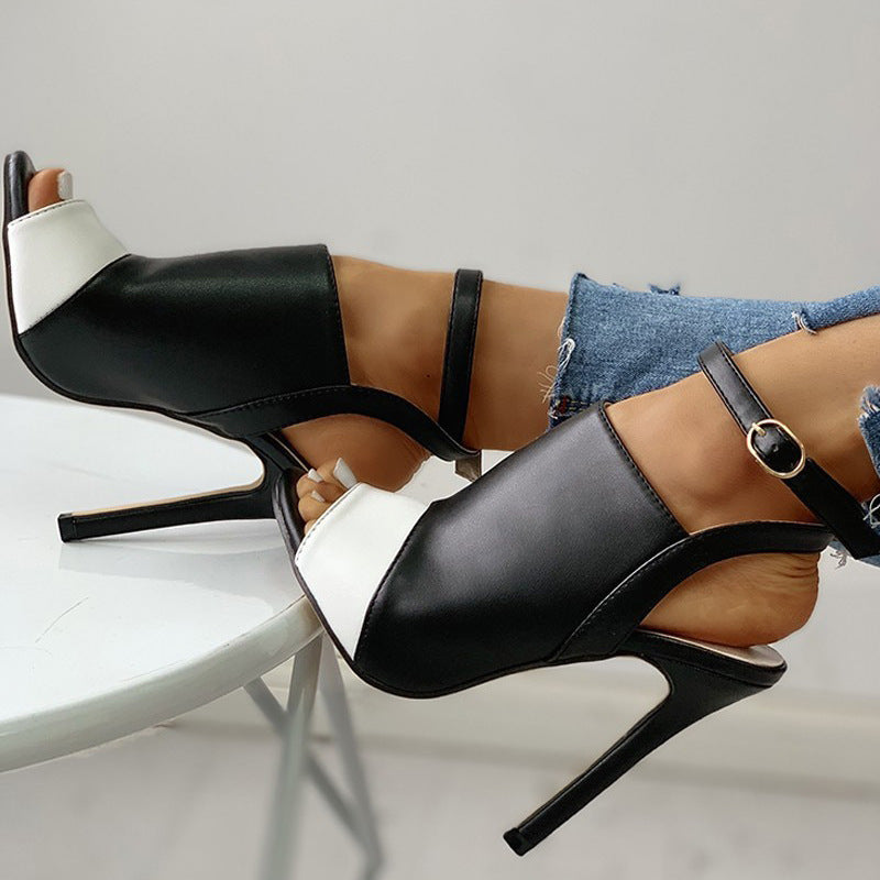 Graceful Orthopedic Sandals for Modern Look