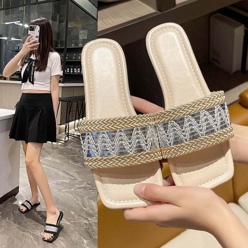 Chic Orthopedic Sandals with Unique Design