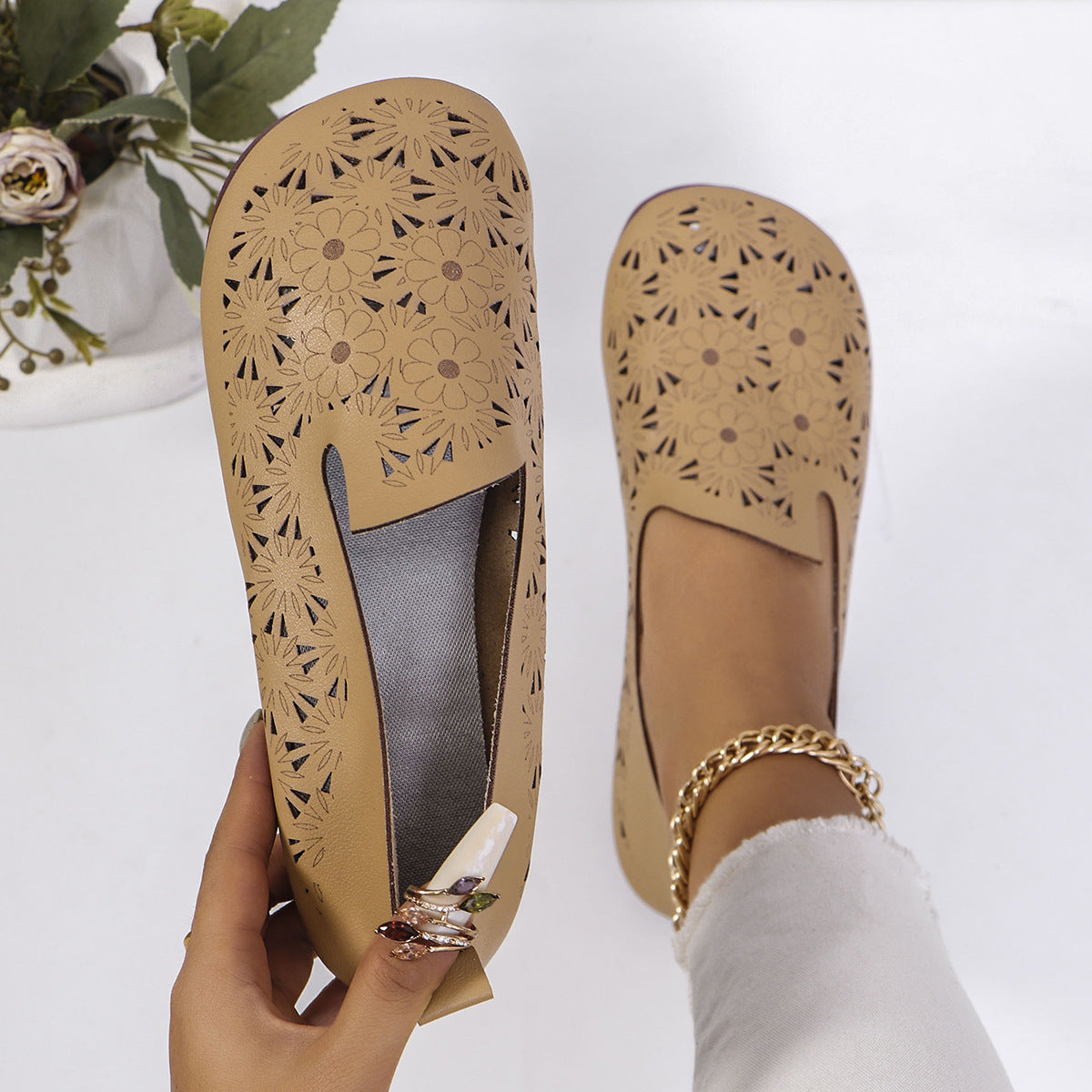 Chic Orthopedic Shoes with Unique Design