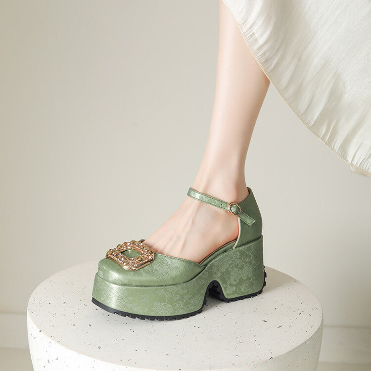 Beautifully Crafted Orthopedic Sandals