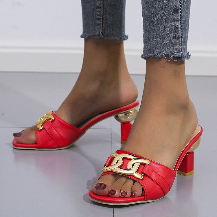 Graceful Orthopedic Sandals for Modern Look