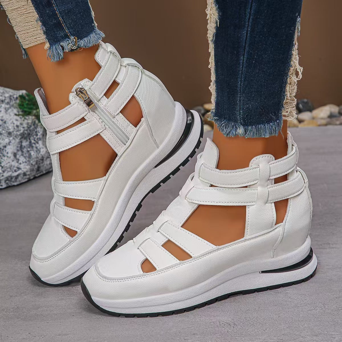 Classic Orthopedic Trainers with Timeless Style