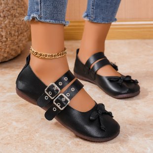 Chic Orthopedic Shoes with Unique Design