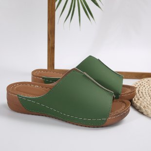 Graceful Orthopedic Sandals for Modern Look