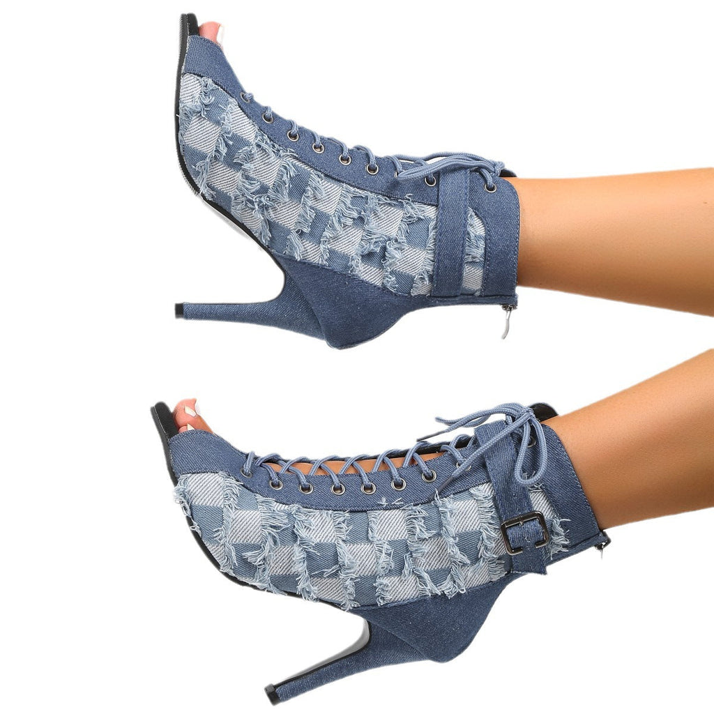 Chic Orthopedic Sandals with Unique Design