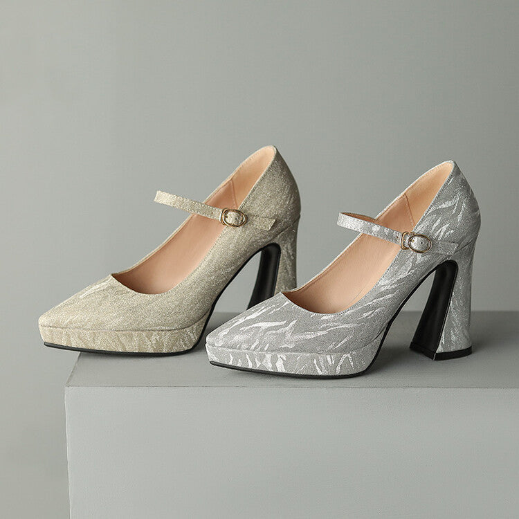 Chic Orthopedic Shoes with Unique Design