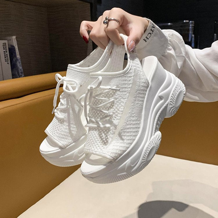 Graceful Orthopedic Sandals for Modern Look