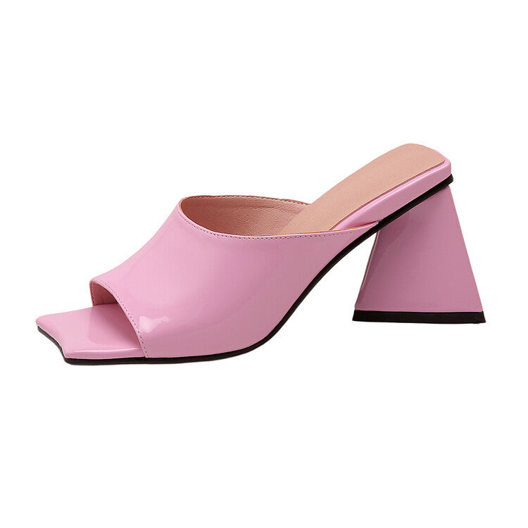 Graceful Orthopedic Sandals for Modern Look