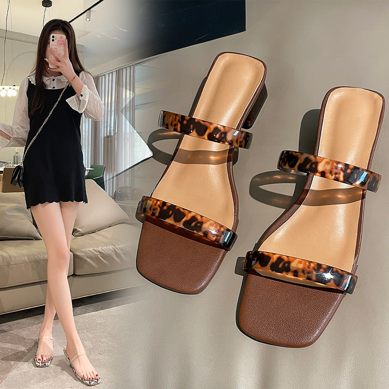 Graceful Orthopedic Sandals for Modern Look