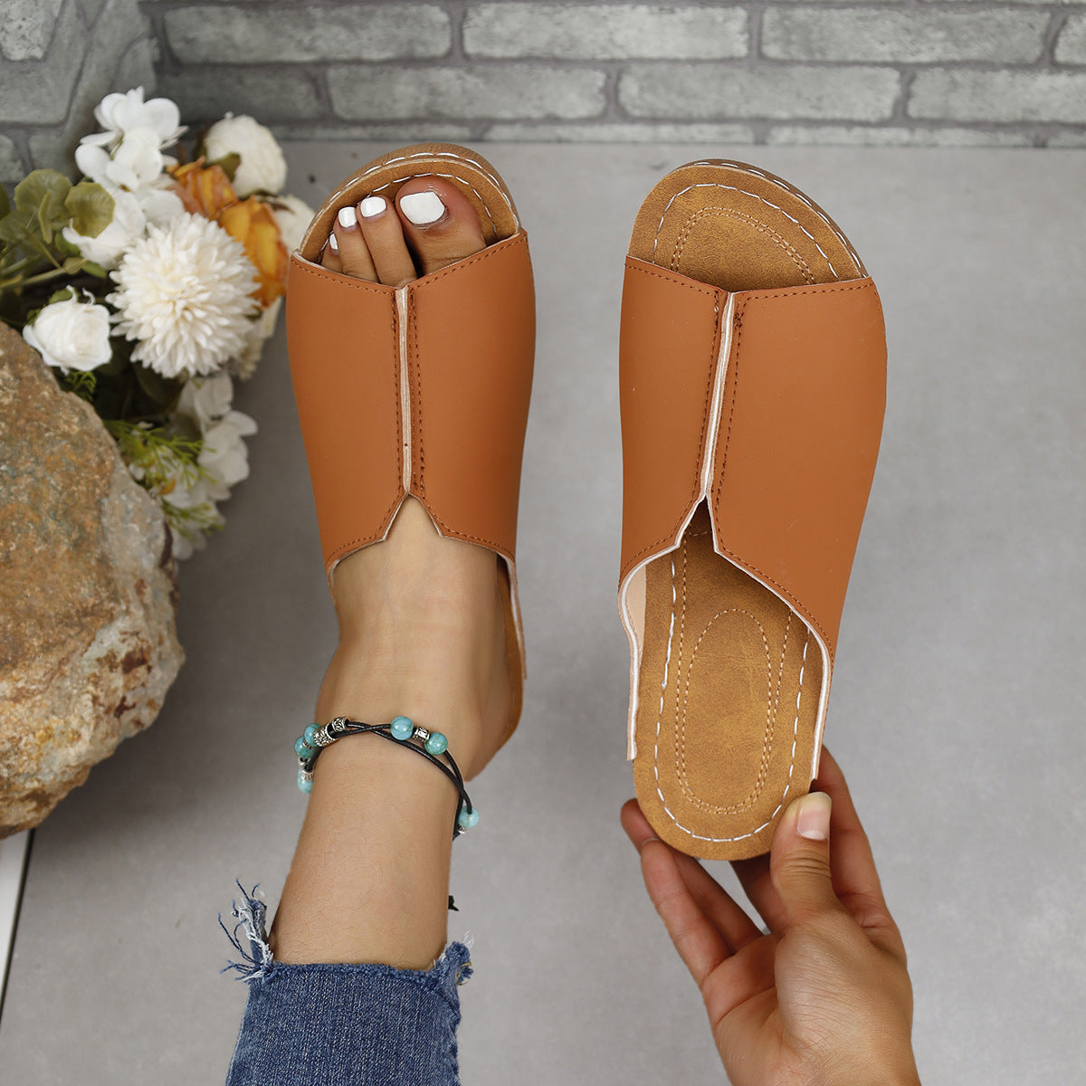 Chic Orthopedic Sandals with Unique Design