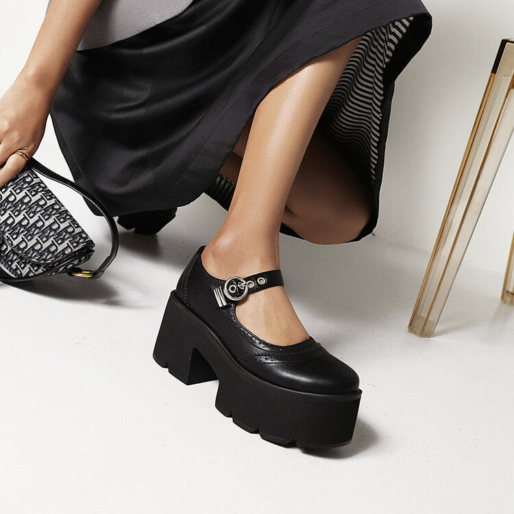 Chic Orthopedic Shoes with Unique Design