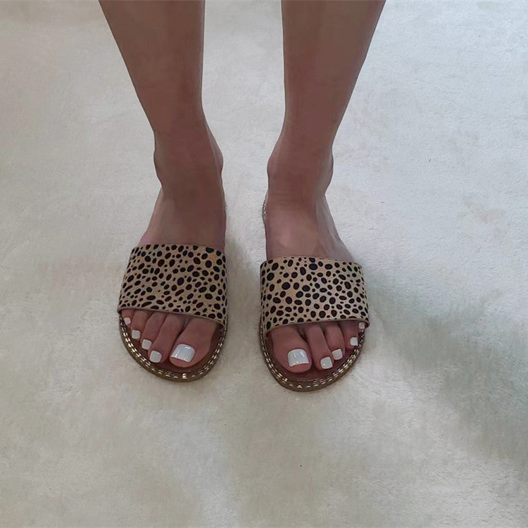 Chic Orthopedic Sandals with Unique Design