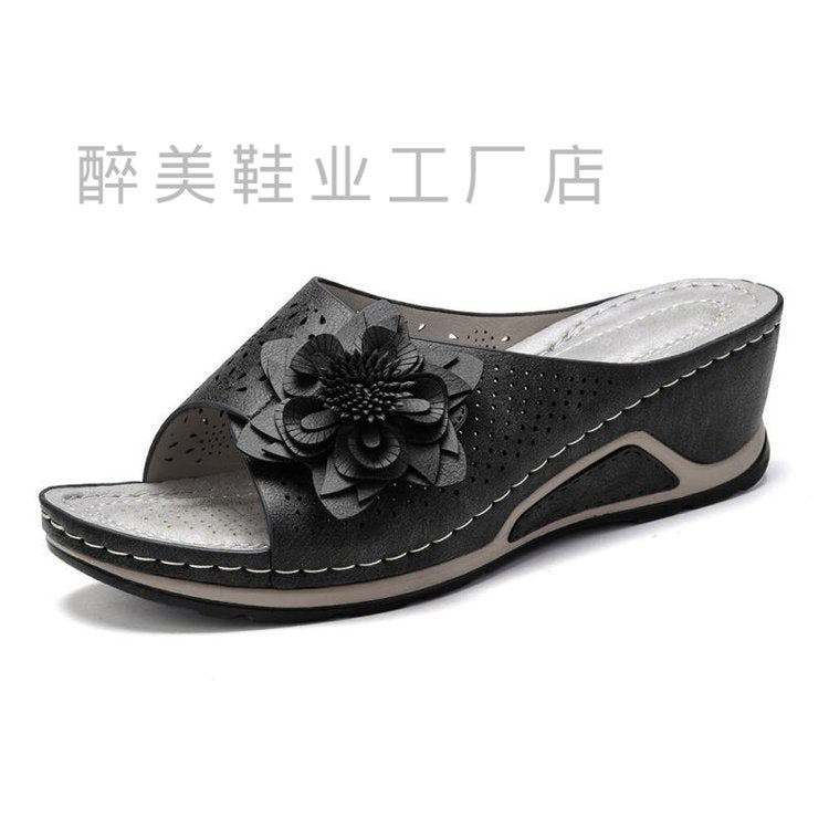 Classic Orthopedic Sandals with Timeless Style
