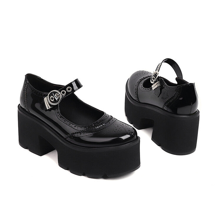 Chic Orthopedic Shoes with Unique Design