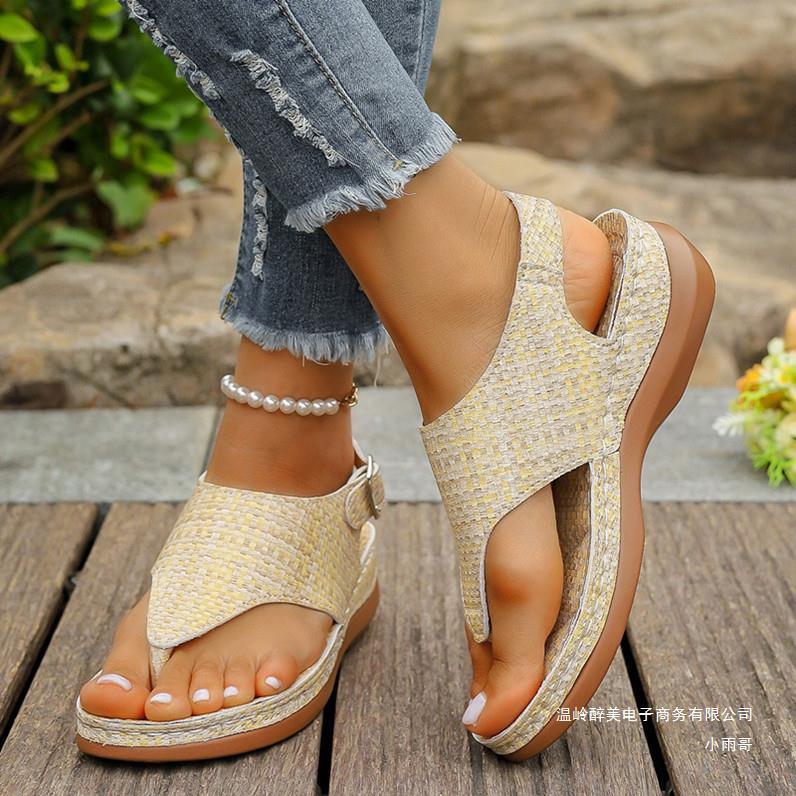 Graceful Orthopedic Sandals for Modern Look