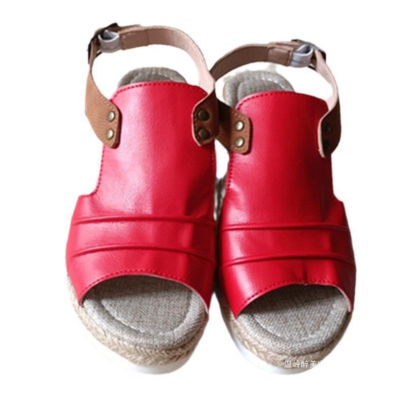 Graceful Orthopedic Sandals for Modern Look